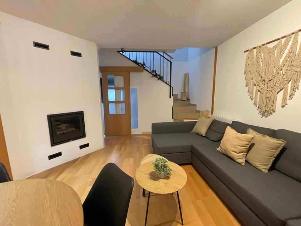 Apartamento La Anaza Villanúa Εξωτερικό φωτογραφία